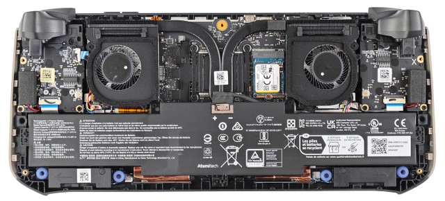 MSI Claw 8 AI+ A2VM 遊戲掌機