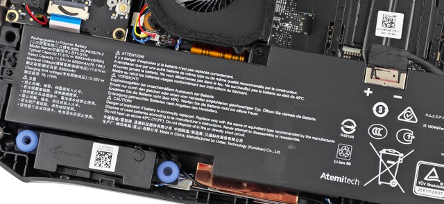 MSI Claw 8 AI+ A2VM 遊戲掌機