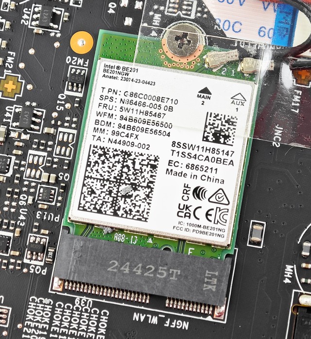 MSI Claw 8 AI+ A2VM 遊戲掌機