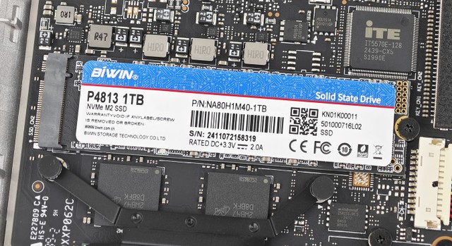Acer Swift Lite 16 手提電腦
