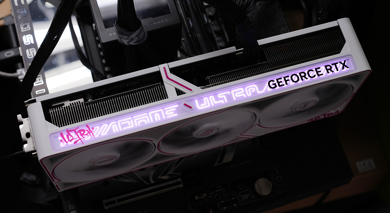 iGame RTX 5080 Ultra W OC
