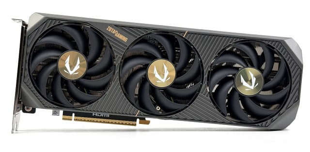 RTX 5070 SOILD