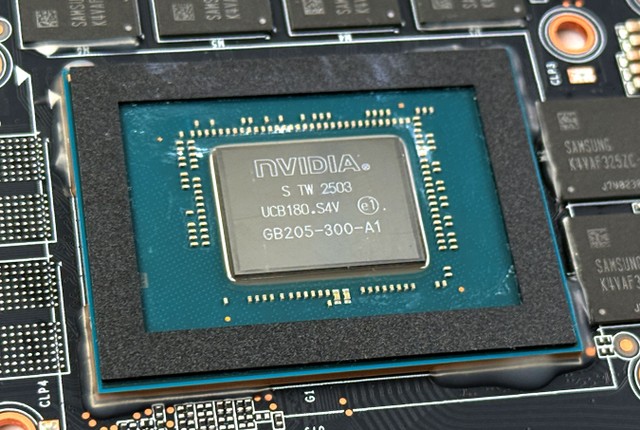 RTX 5070 SOLID