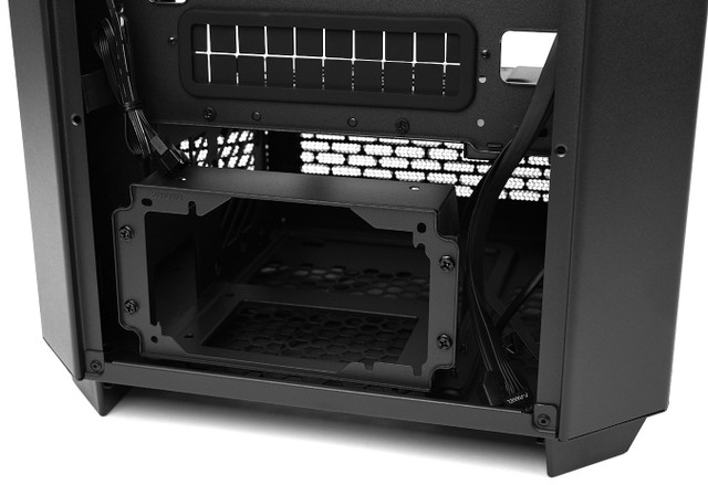 Thermaltake The Tower 300
