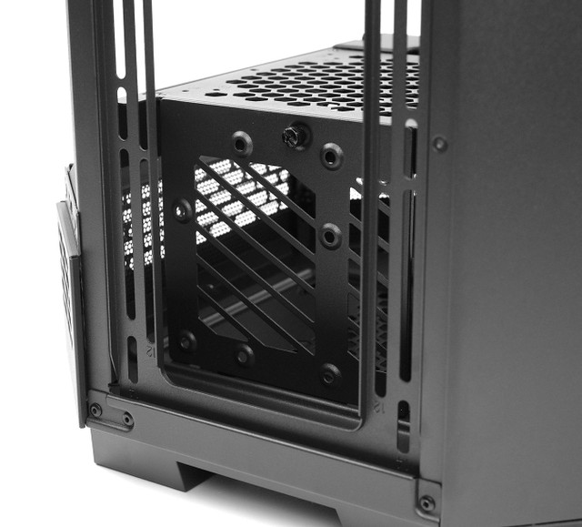 Thermaltake The Tower 300