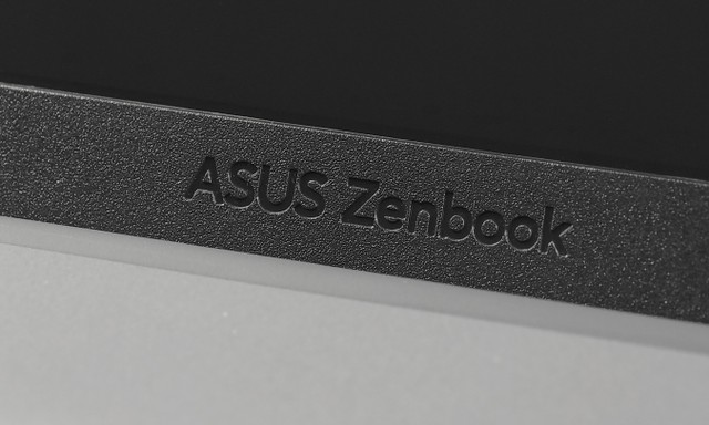 ASUS Zenbook A14 Copilot+ PC 手提電