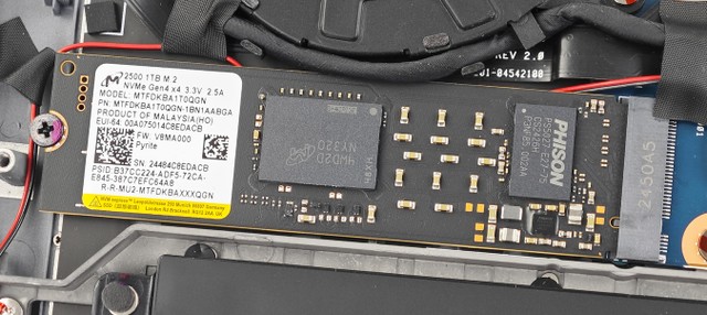 ASUS Zenbook A14 Copilot+ PC 手提電