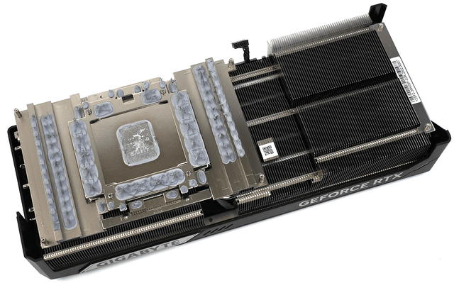 GIGABYTE RTX 5090 D WINDFORCE OC