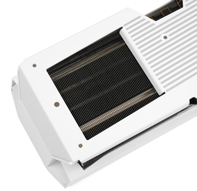 XFX Quicksilver RX 9070 XT White