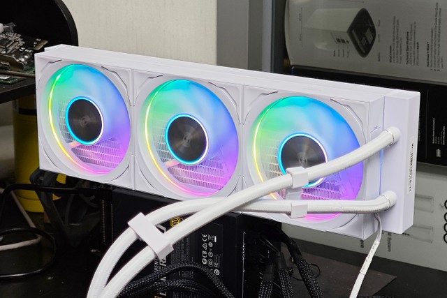 PCCooler DT360 ARGB Display 水冷