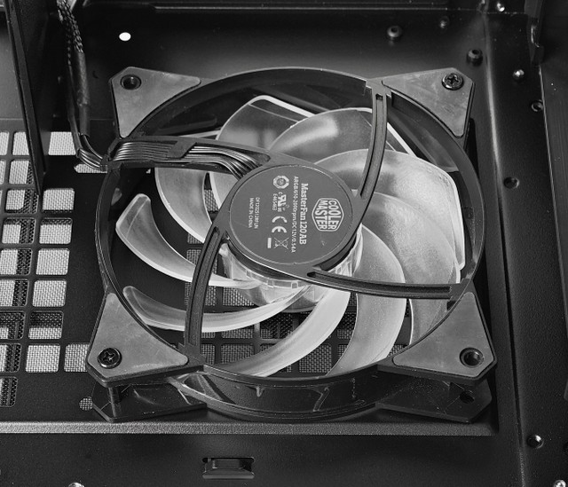 MSI MPG VELOX 300R AIRFLOW PZ 機箱