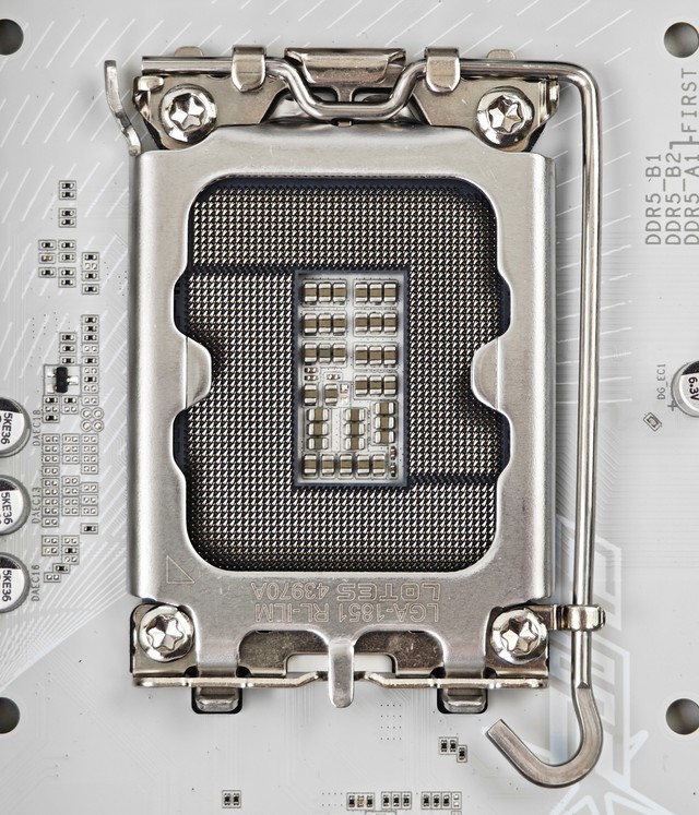 GIGABYTE B860 AORUS ELITE WIFI7