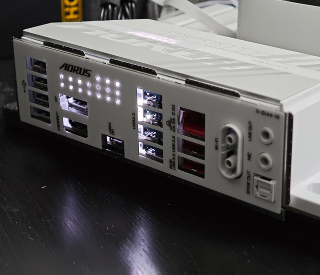 GIGABYTE B860 AORUS ELITE WIFI7
