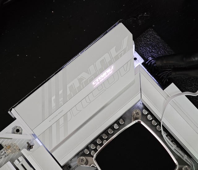 GIGABYTE B860 AORUS ELITE WIFI7