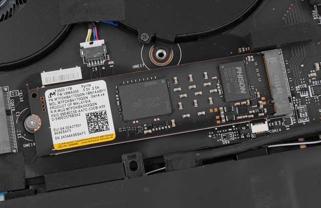 MSI Prestige A16 AI+ A3HMG