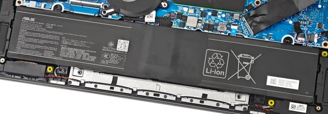 ROG Strix SCAR 16 (2025) G635