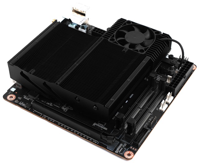 Minisforum BD790i X3D