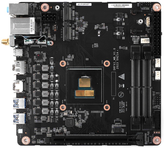 Minisforum BD790i X3D