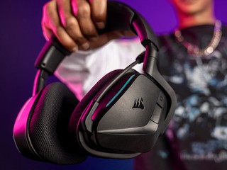 杜比全景聲、長效電池續航力和極致舒適體驗 CORSAIR 推出 VOID WIRELESS v2 電競耳機 杜比全景聲、長效電池續航力和極致舒適體驗 CORSAIR 推出 VOID WIRELESS v2 電競耳機