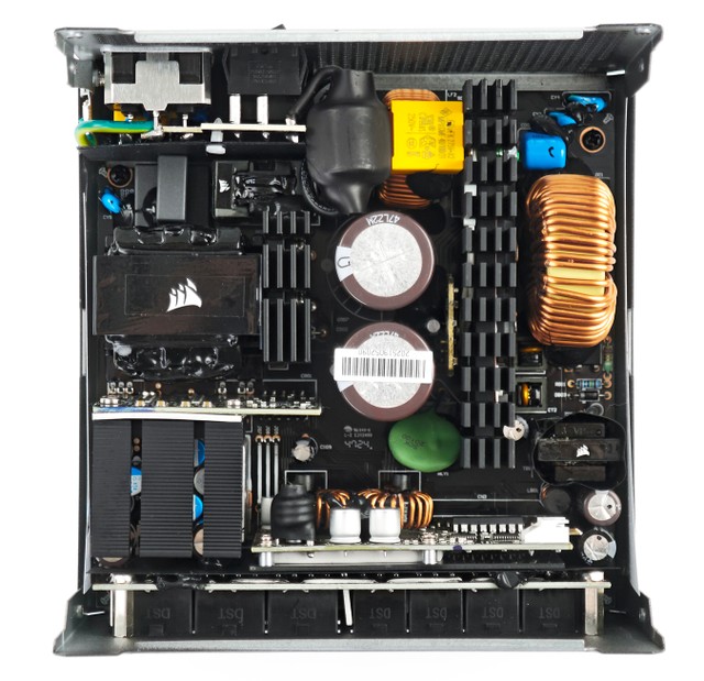 CORSAIR RM1200e (2025) 全模組靜音 PSU