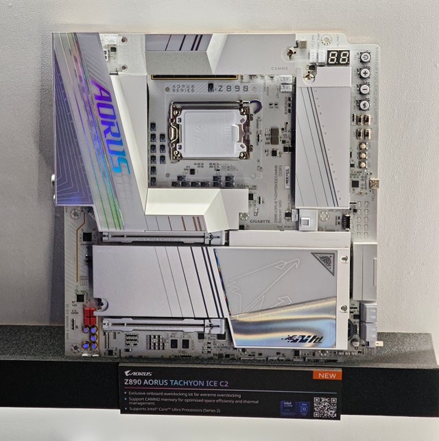 GIGABYTE
