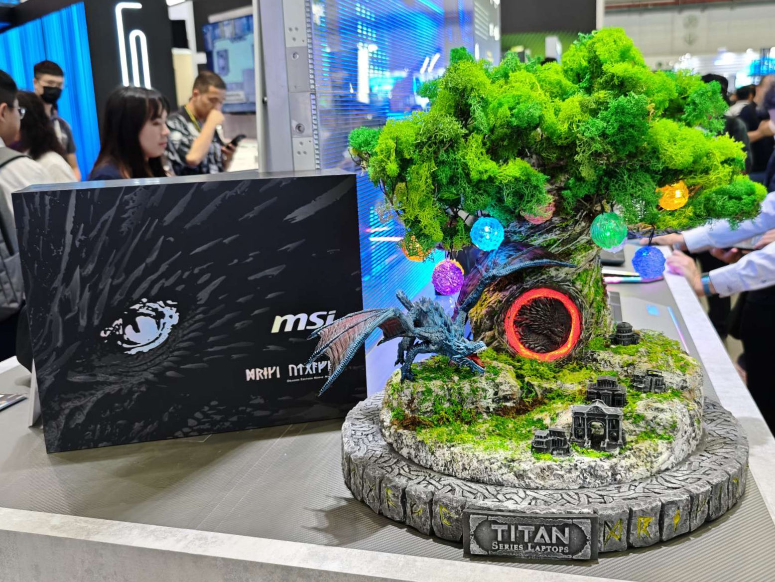 Titan 18 HX Dragon Edition Norse