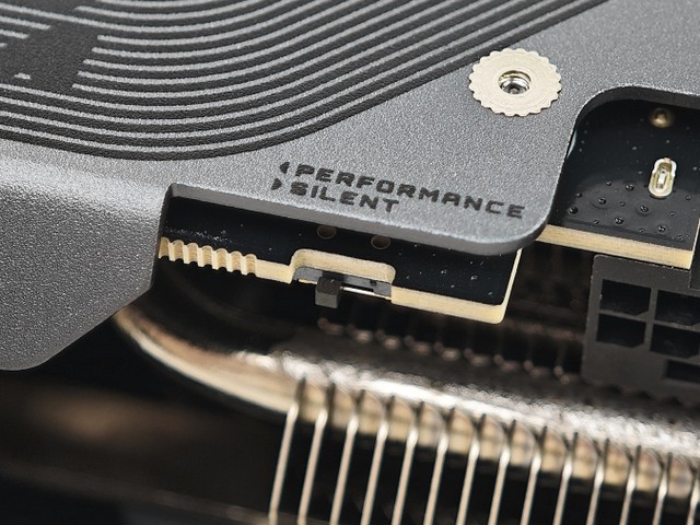 GIGABYTE GeForce RTX 5070 GAMING