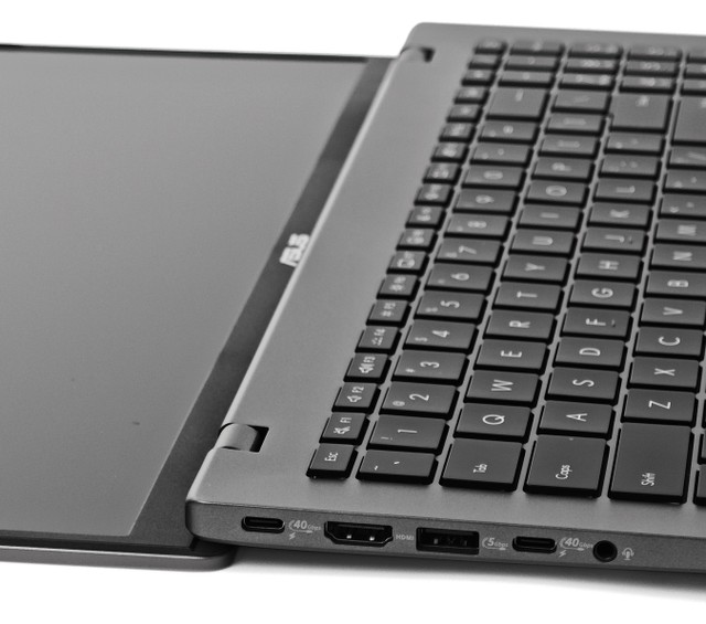 ASUS Vivobook S16 Copilot+ PC 手提