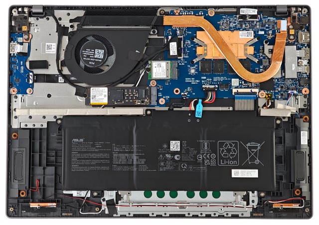 ASUS Vivobook S16 Copilot+ PC 手提