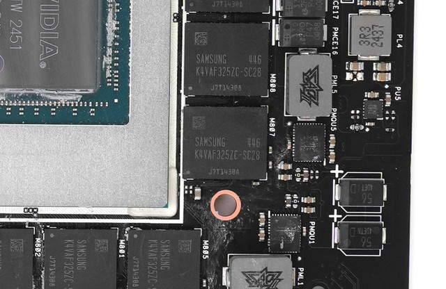 ROG Astral LC RTX 5090 OC