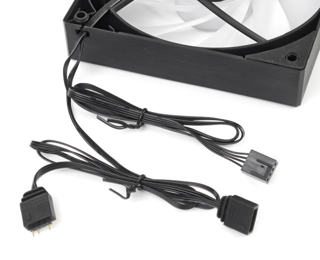 Thermaltake  LA360-S ARGB Sync 一