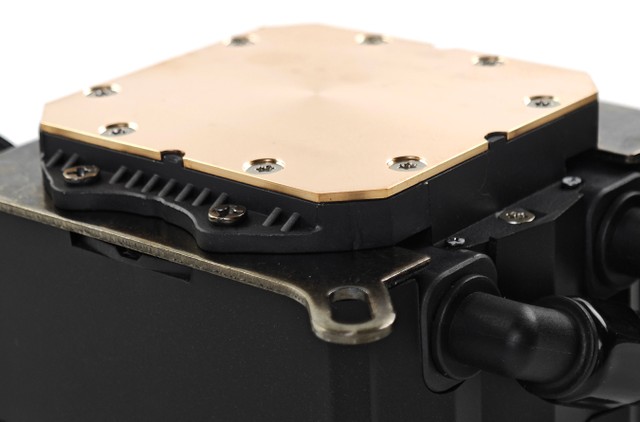Thermaltake  LA360-S ARGB Sync 一