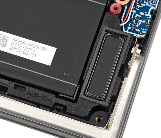 ROG Strix G16 (2025) G614 電競筆電