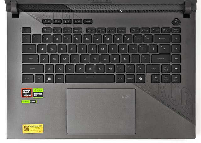 ROG Strix G16 (2025) G614 電競筆電