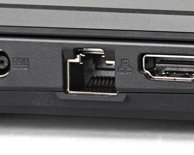 ROG Strix G16 (2025) G614 電競筆電