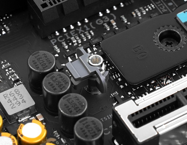 ASUS ROG CROSSHAIR X870E APEX