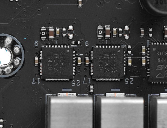 ASUS ROG CROSSHAIR X870E APEX