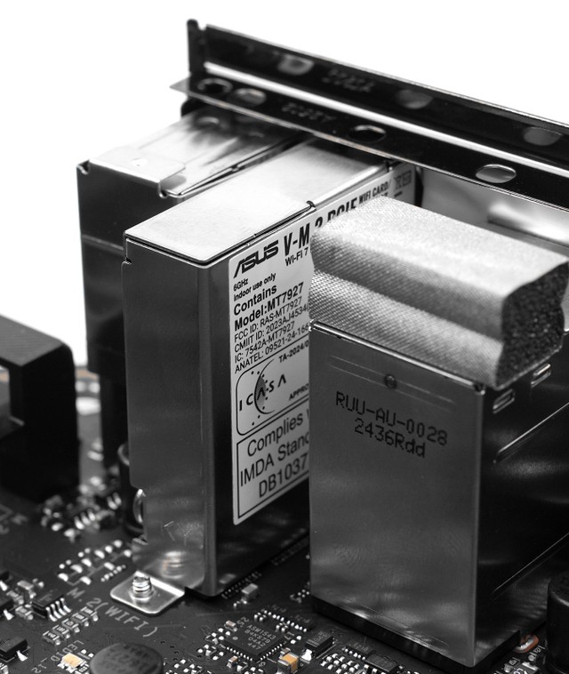 ASUS ROG CROSSHAIR X870E APEX