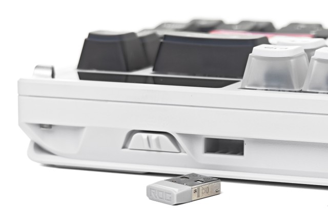ROG Azoth X 75% 客製化電競鍵盤