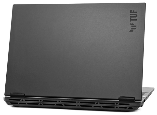 ASUS TUF Gaming F16 (2025) 電競筆電