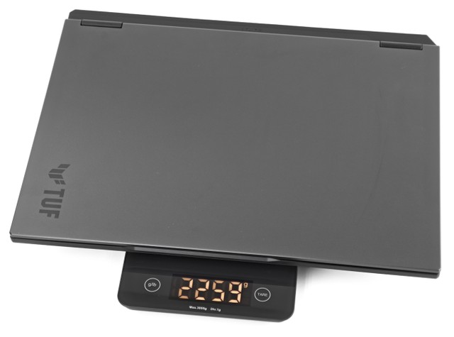 ASUS TUF Gaming F16 (2025) 電競筆電