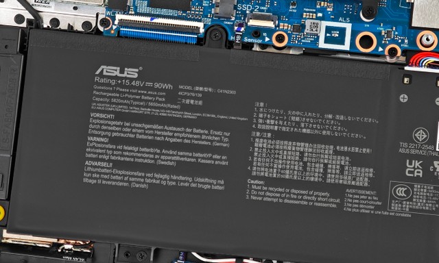 ASUS TUF Gaming F16 (2025) 電競筆電