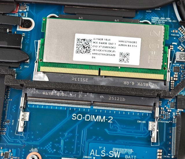 ASUS TUF Gaming F16 (2025) 電競筆電