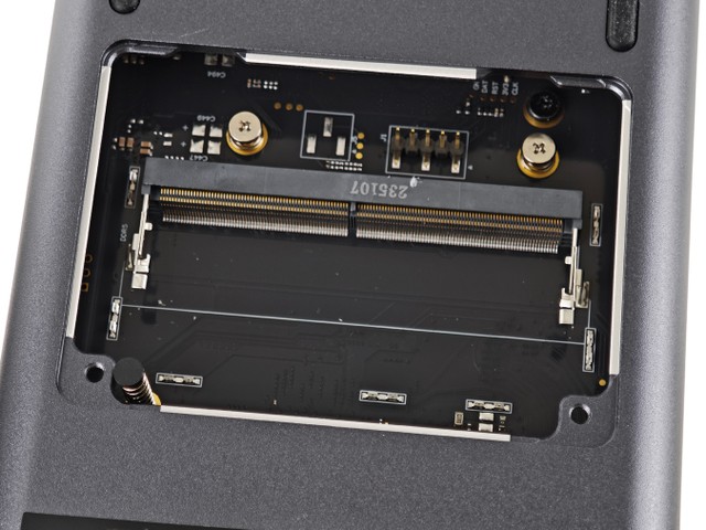 UGREEN DXP2800 2-bay NAS