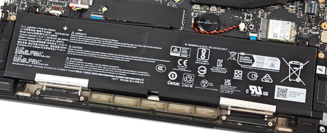 MSI Stealth A16 AI+ A3XWHG 電競筆電