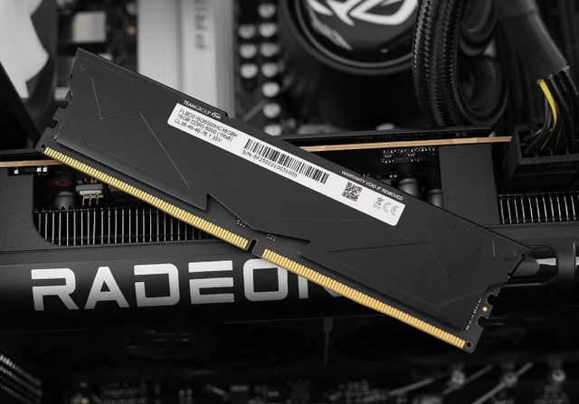 ASUS ROG GM700
