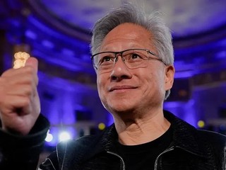 黃仁勳與白宮磋商向中國出口AI晶片 Blackwell降規版或成美中科技博弈關鍵