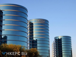 Oracle 股價飆升36% AI 雲端需求推動市值逼近一萬億美元