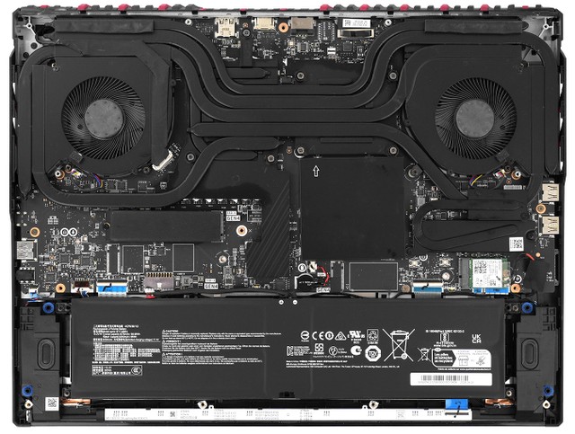 MSI Raider 18 HX AI A2XW