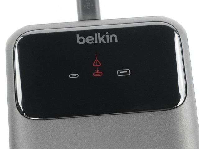 Belkin BoostCharge Pro 手提電腦尿袋
